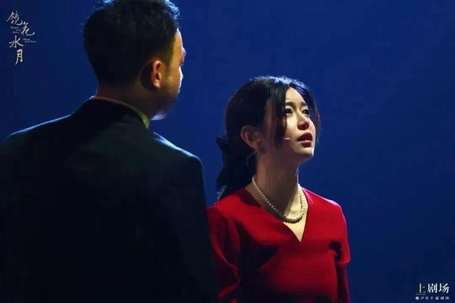 疯了！搭小 19 岁奶狗新剧爆火出圈开元ky棋牌42 岁陈妍希离婚后杀(图10)