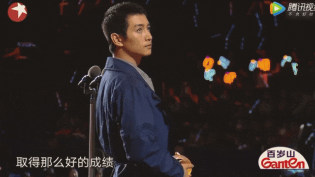 疯了！搭小 19 岁奶狗新剧爆火出圈开元ky棋牌42 岁陈妍希离婚后杀(图13)